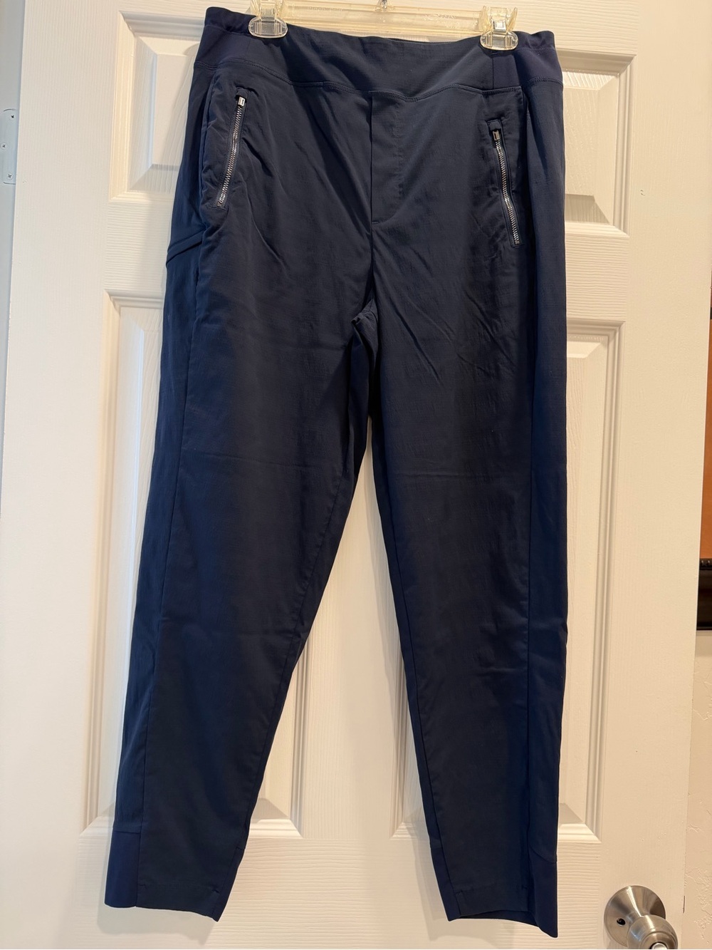Athleta Women’s Trekkie North Joggers in Navy Blue